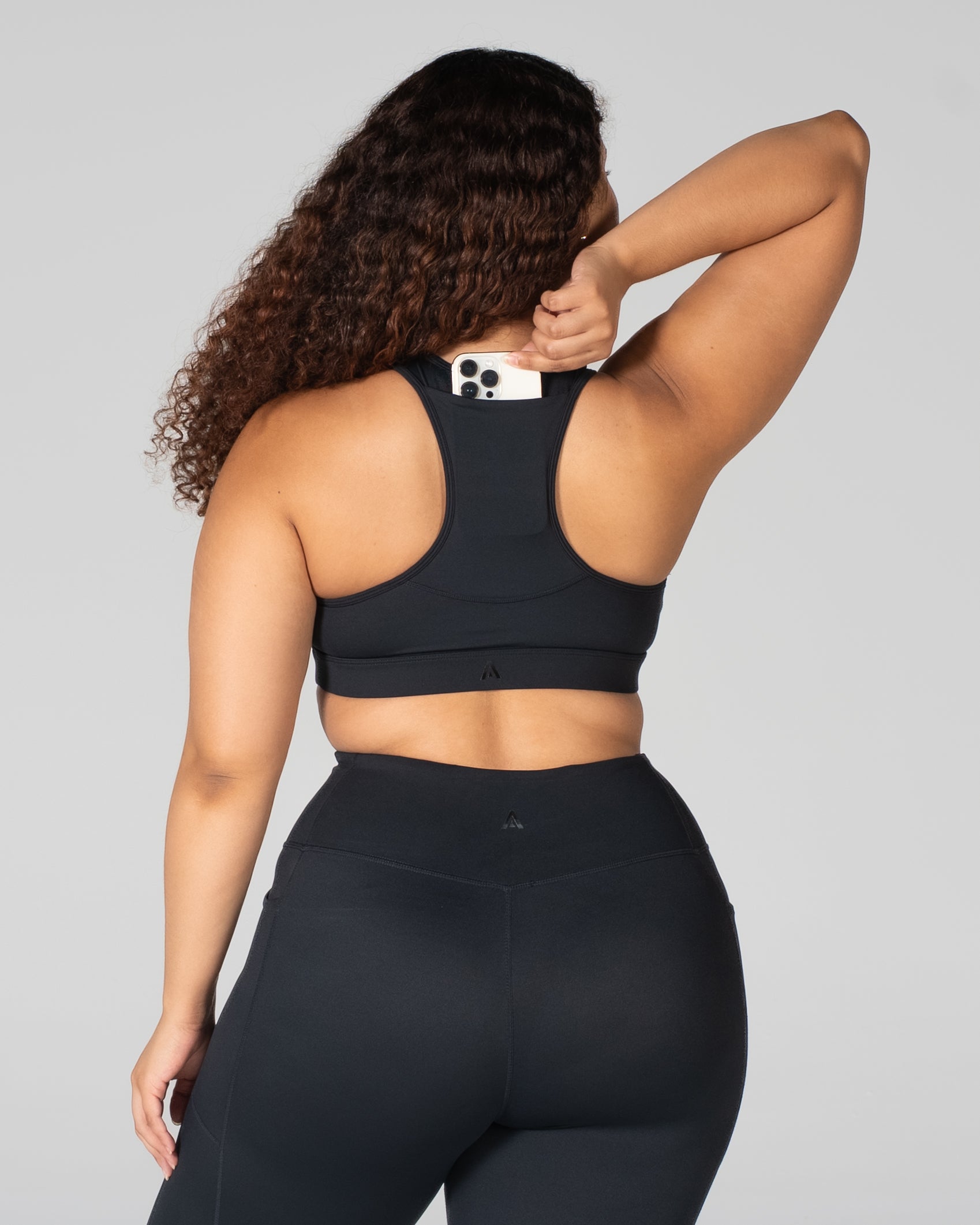 Velocity Energy Pocket Bra - Black