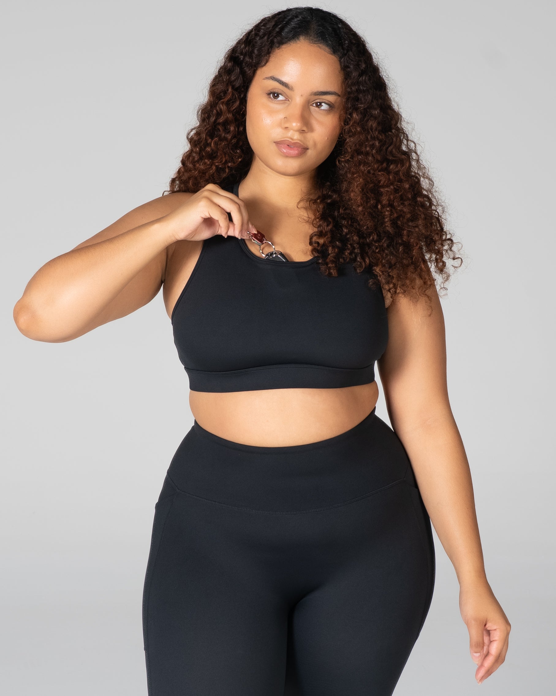 Velocity Energy Pocket Bra - Black